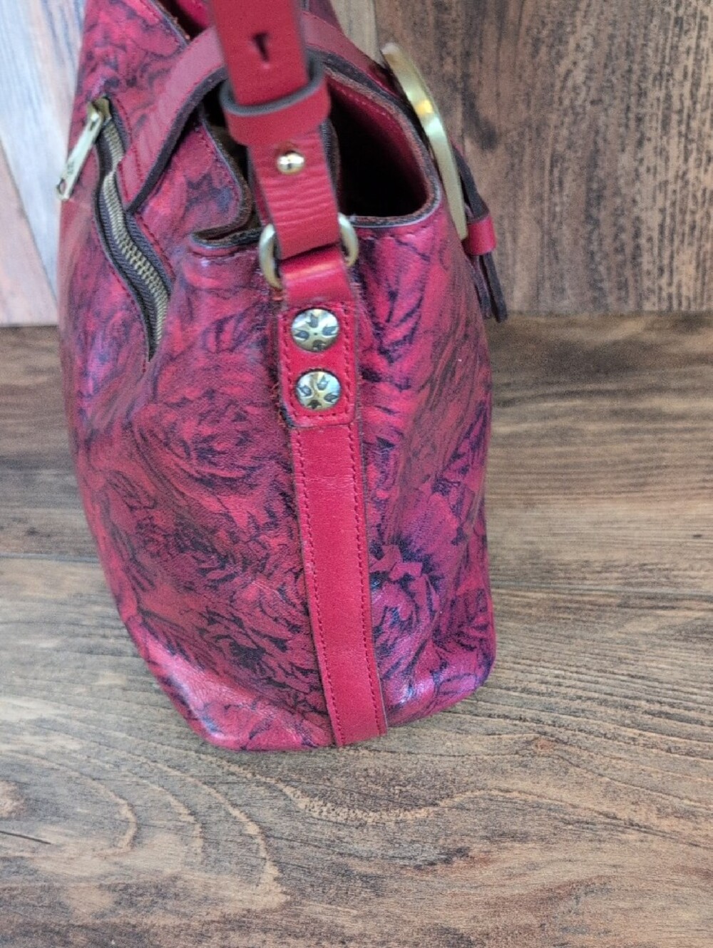 Patricia Nash Irving Leather Floral Etched Rose Crossbody M397 - Picture 7 of 16